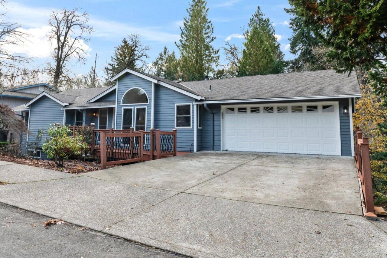 Tanner Basin Retreat Βίλα West Linn Εξωτερικό φωτογραφία